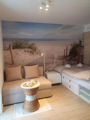 Apartament Beige z ogródkiem, Dziwnówek